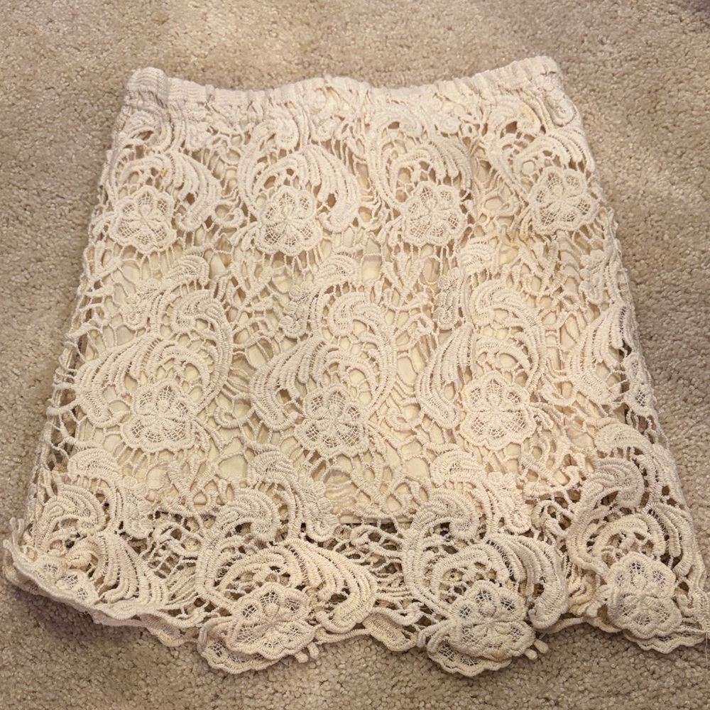 Women Junior’s Cream Crochet Skirt‎
